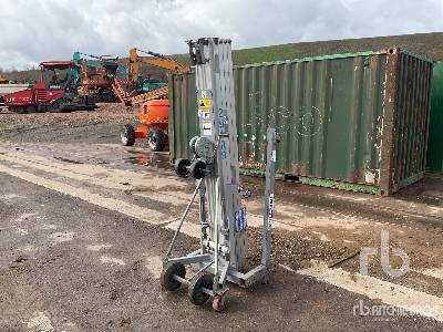 2014 Genie SLC-24 Material Hoist