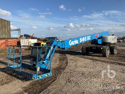 2018 Genie S-85 XC 2WD Diesel Articulating Boom Lift