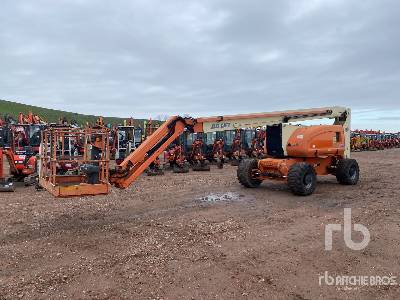 2001 JLG 800AJ 4WD Diesel Articulating Boom Lift