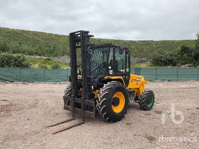 JCB 926 2600 kg Diesel Pneumatic Tire Forklift