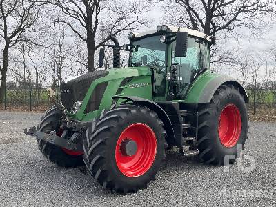 2012 Fendt 824 Vario Profi 4WD Tractor