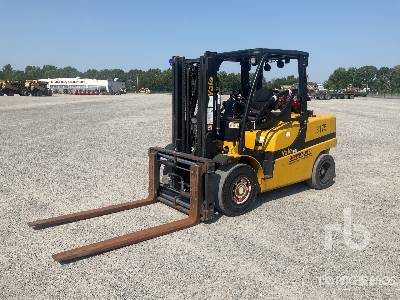2015 Yale GLP55VX Pneumatic Tire Forklift