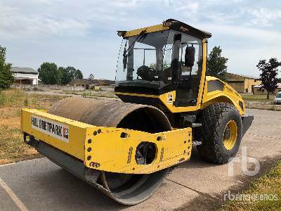 2016 Bomag BW213DH-5 Smooth Drum Compactor