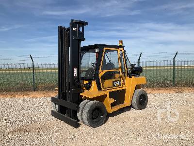 2013 Cat DP70 Pneumatic Tire Forklift