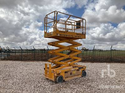 2006 Haulotte Compact 10 Electric Scissor Lift