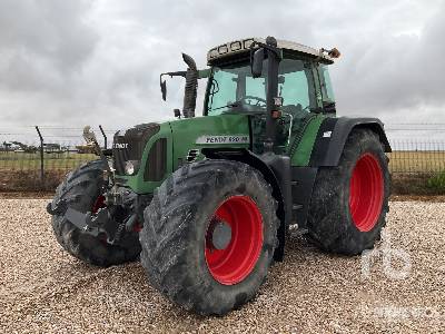 2010 Fendt 820 Vario 4WD Tractor
