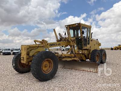1990 Champion 740 Series III Motor Grader