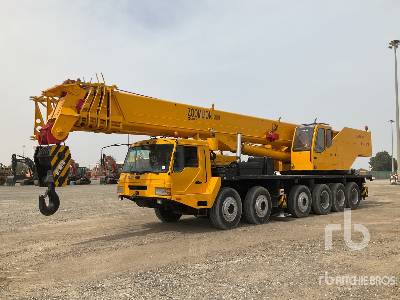2006 Zoomlion QY100H 100 ton 12x6x6 Hydraulic Truck Crane
