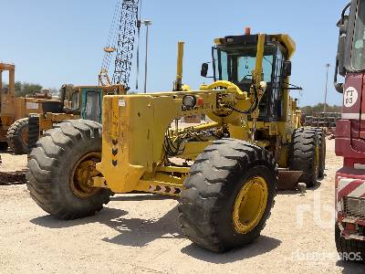 2006 Komatsu GD825A-2 Motor Grader (Inoperable)