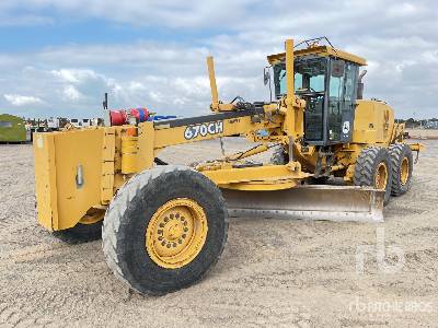 John Deere 670CH Series II Motor Grader