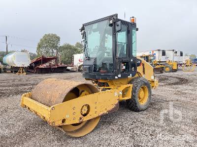2012 Cat CS44 Smooth Drum Compactor