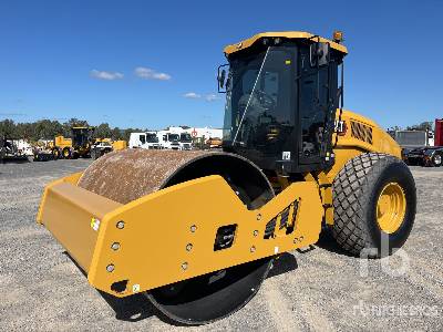 2022 Cat CS10GC Smooth Drum Compactor