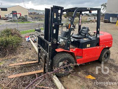 2017 Redlift CPCD50 Pneumatic Tire Forklift