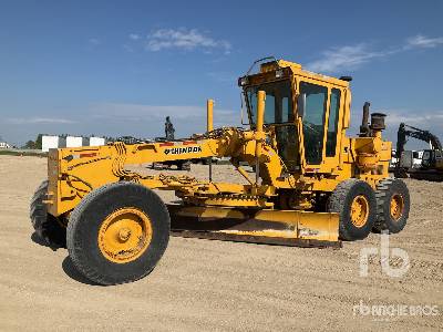 Champion 720 Motor Grader
