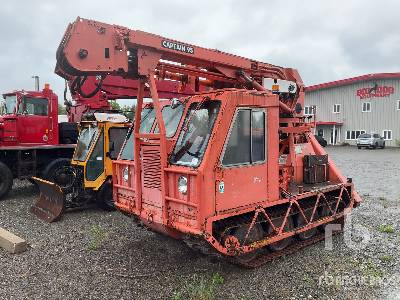 Bombardier MC75 Tracked Digger Derrick