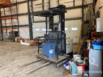 2006 Crown SP3410-30 Electric Forklift (Inoperable)