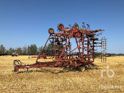 1977 Bourgault Vibra-Master 46-50 50 ft Cultivator