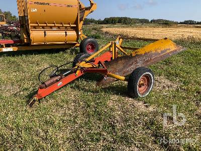 Kirchner Ditch King 7 ft V Ditcher