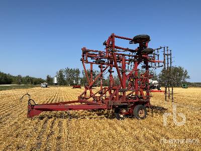 1990 International 5500 Chisel Plow Cultivator