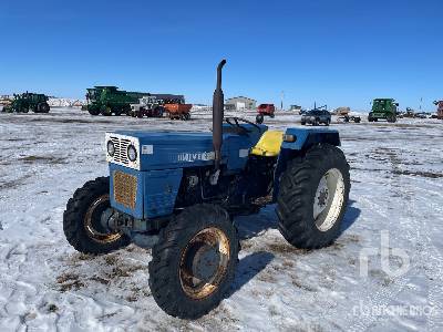 Universal 445 4WD Utility Tractor