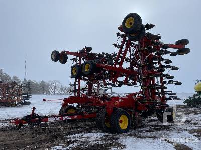 2009 Bourgault 3310 PHD 65 ft Air Drill