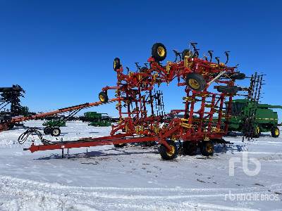 1994 Bourgault 8800 48 ft Cultivator