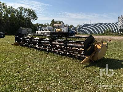 2001 Cat G30 30 ft Rigid Combine Header