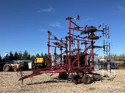Case IH 5600 42 ft Deep Tillage Cultivator
