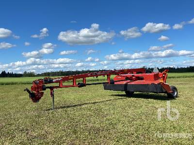 2011 Case IH DC162 15 ft Disc Mower Conditioner