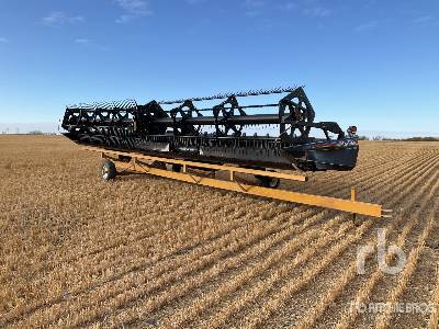 2005 MacDon 973 36 ft Draper Combine Header