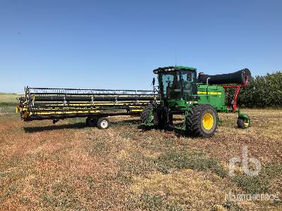 John Deere 4895 Swather