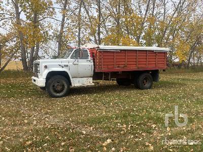 1976 GMC 4x2 Grain Truck