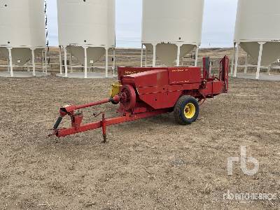 1978 New Holland 315 Square Baler