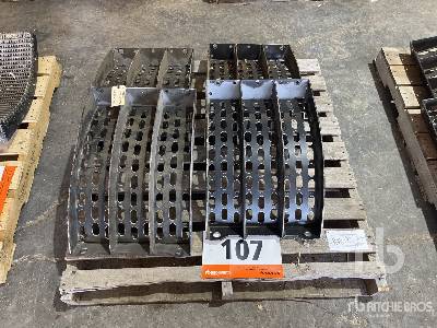 Quantity of (4) Case IH Slot Combine Concave