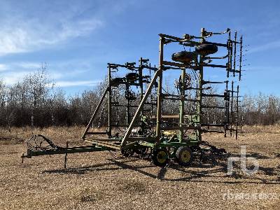 John Deere 1610 41 Ft Cultivator