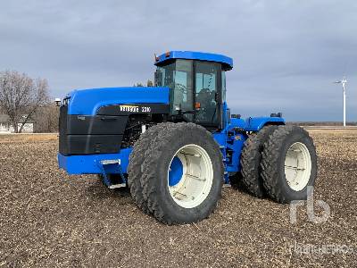 2001 Versatile 2310 4WD Tractor