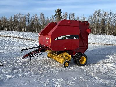 2004 New Holland BR780 Round Baler