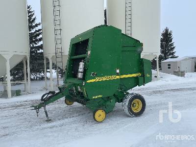2002 John Deere 567 Round Baler