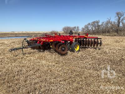 2018 Sunflower 1212 12 ft Tandem Breaking Disc