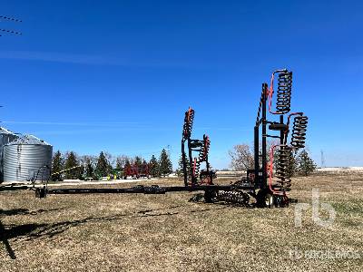 1992 Bourgault 36-40 40 ft Harrow Packer