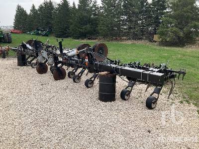 1998 Elmers FCSS1230 30 ft 3-Point 12 Row Cultivator