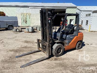 2007 Toyota 8FGU30 5620 lb LPG Pneumatic Tire Forklift