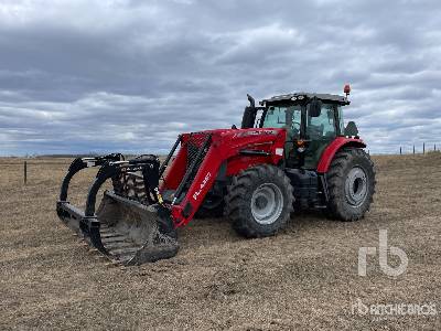 2017 Massey Ferguson 7714 4WD Tractor