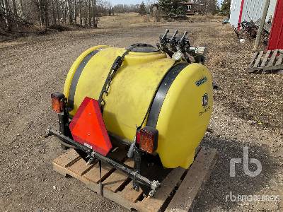 John Deere 110 Boomless 3-Point Hitch Sprayer