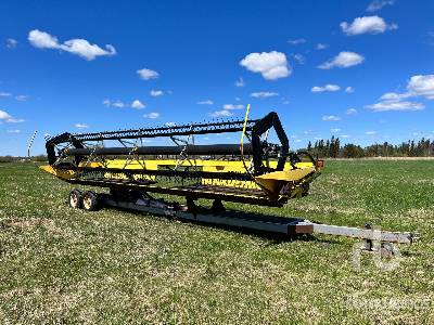 1998 Honey Bee 994 25 ft Draper Swather Header