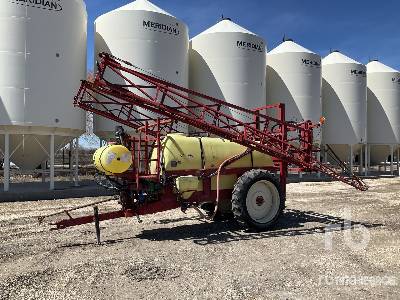 Hardi HC950M 100 ft S/A High Clearance Pull-Type Sprayer