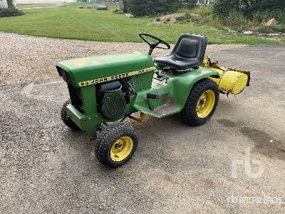 John Deere 112