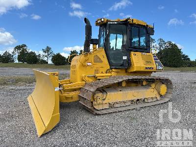 Komatsu D155AX-7 Crawler Tractor Specs & Dimensions