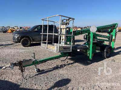 Photo of a 2018 JLG T350
