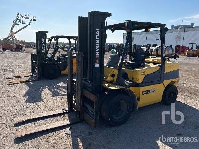 Photo of a 2016 Hyundai 50L-7A